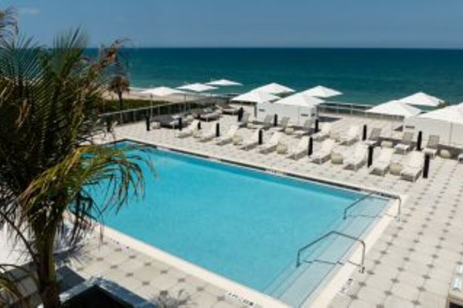 Element Melbourne Oceanfront Pool