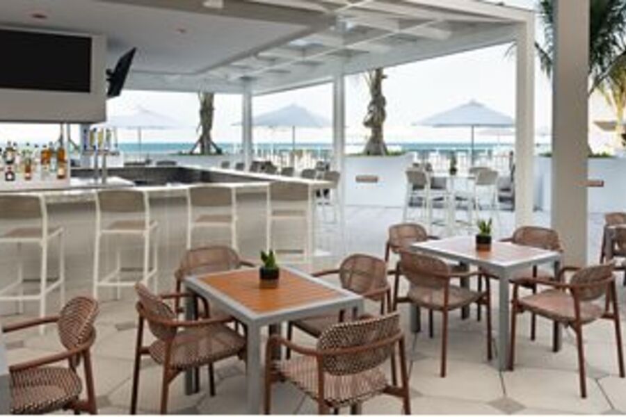 Element Melbourne Oceanfront Restaurant