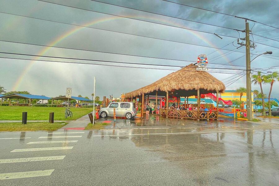 Sandbar Sports Grill Outdoor 2