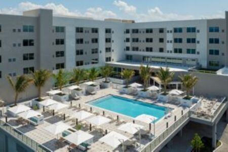 Element Melbourne Oceanfront Pool 2