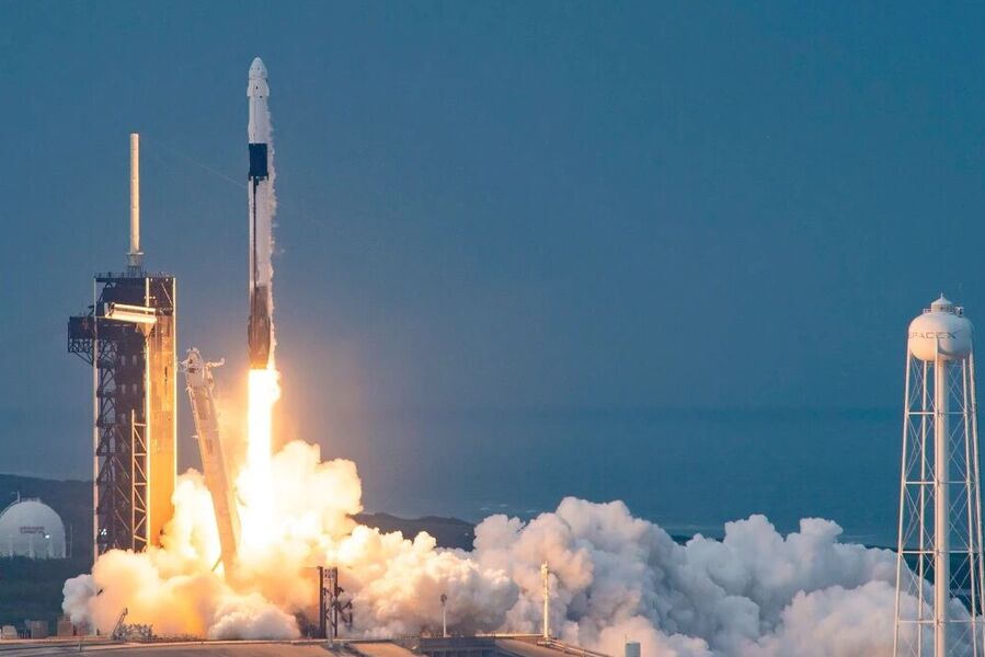 SpaceX Falcon 9 Rocket