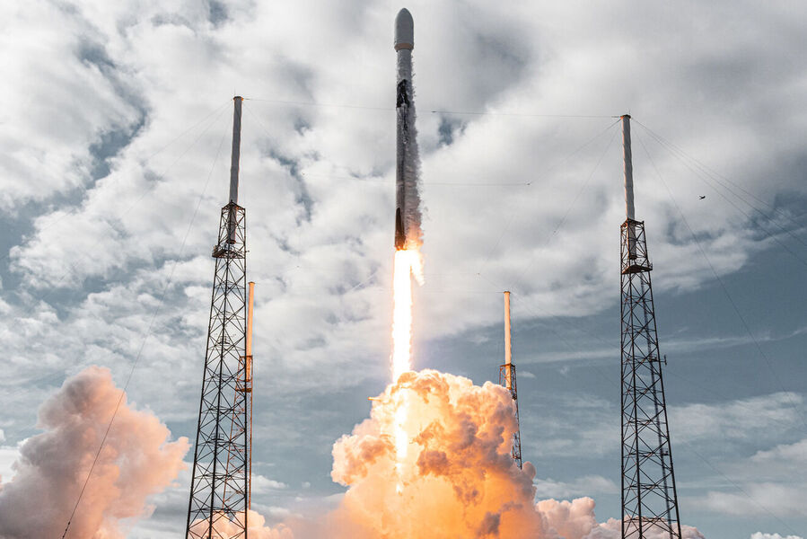 SpaceX Falcon 9 Rocket