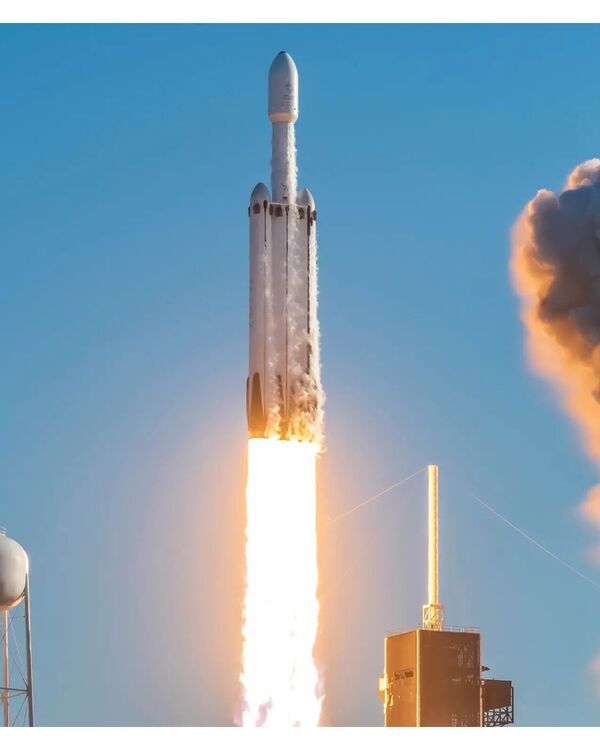 SpaceX Falcon Heavy Launch – ViaSat-3 F3