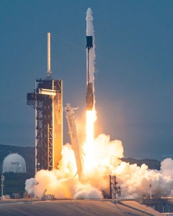 SpaceX Starfall Demo Rocket Launch